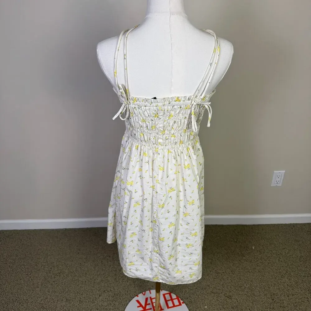 Divided by H&M White Smocked Bodice Floral Cotton Mini Dress US Womens L - Picture 3 of 9